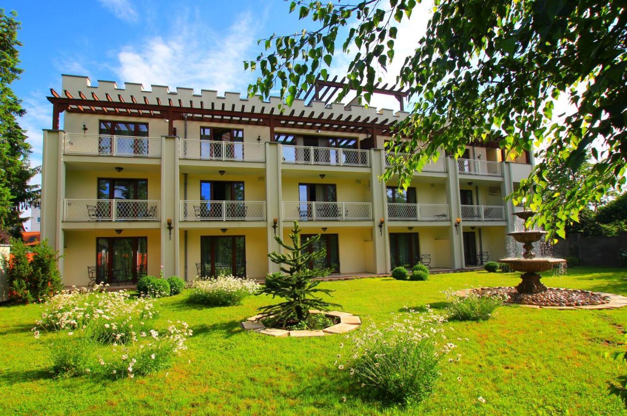 Burg Hotel Romantik غوتا المظهر الخارجي الصورة