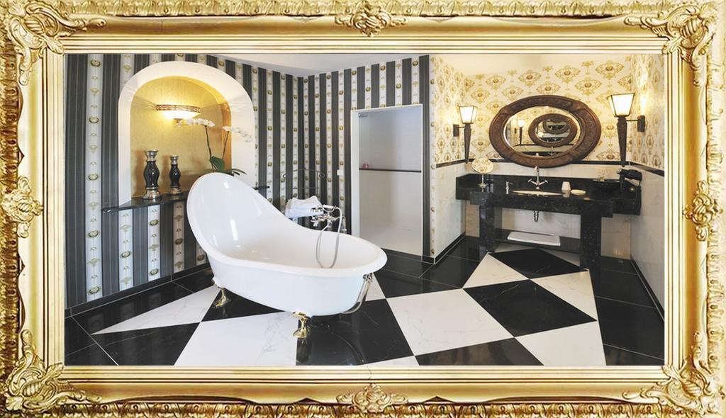 Burg Hotel Romantik غوتا المظهر الخارجي الصورة